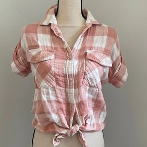 Altar’d State Tie Front Top Medium